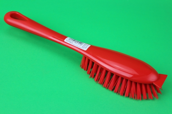 Stielbürste mit rote Borsten und Griff